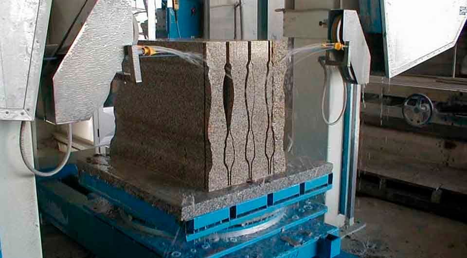 cutting-shaping-machines-سی ان سی وایرکات-برش کابلی سنگ -cnc
